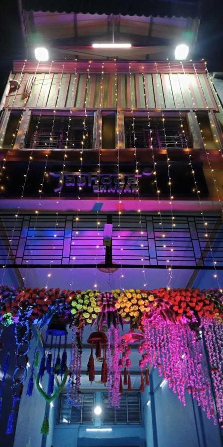 Pop Jashoda Bhawan Near Girish Mancha Hotel Ghusuri ภายนอก รูปภาพ